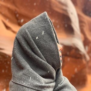 Meet your Posher, Yue